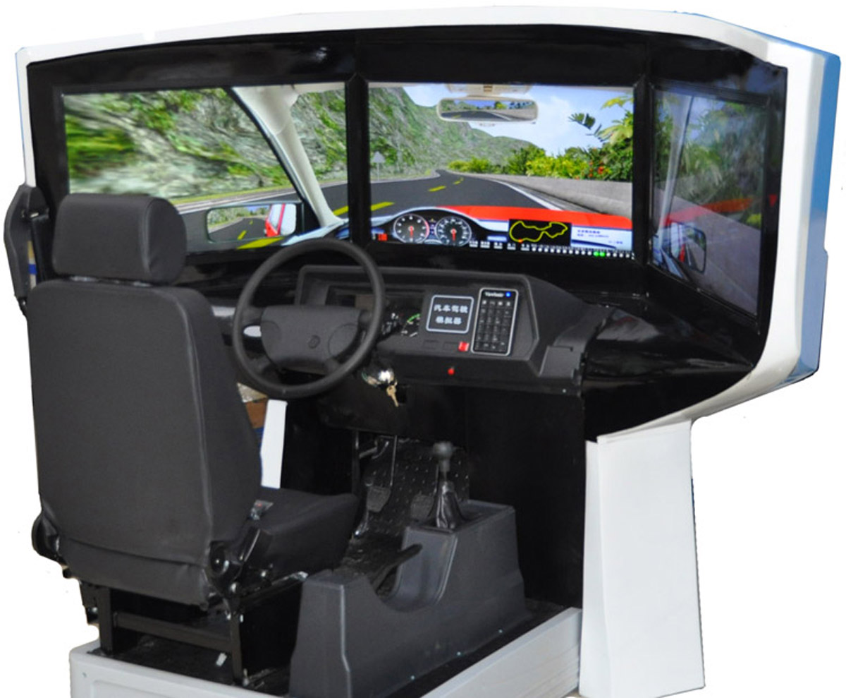 互动体验三屏汽车驾驶模拟器.jpg